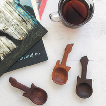 Load image into Gallery viewer, ArborNovo Strat Guitar Wooden Coffee Scoops
