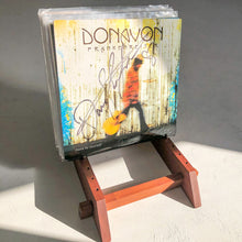 Load image into Gallery viewer, Arbor Novo Wooden Custom LP Stand for Records
