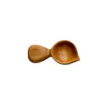 Load image into Gallery viewer, Signature Barista wooden coffee scoop in cherry

