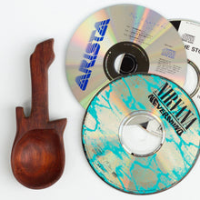 Load image into Gallery viewer, Arbor Novo mahogany wood Strat guitar coffee scoop with records
